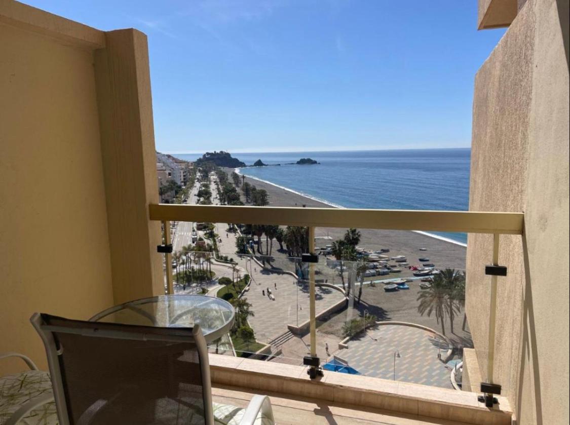 Apartahotel Chinasol Con Parking Y Desayuno Almuñécar Eksteriør billede